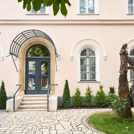 Monastery Boutique 4* Будапешт